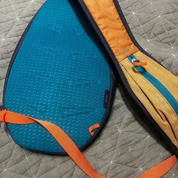 OSPREY Sling Backpack in Orange and Teal Used 2 times - Picture 2 of 3